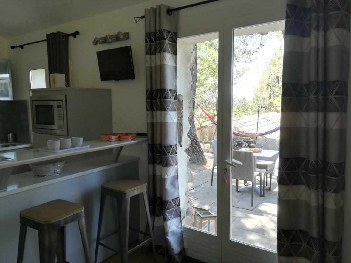 Gite Avec Spa Jacuzzi Au Coeur De Provence Cote D'Azur Saint-Antonin-du-Var المظهر الخارجي الصورة